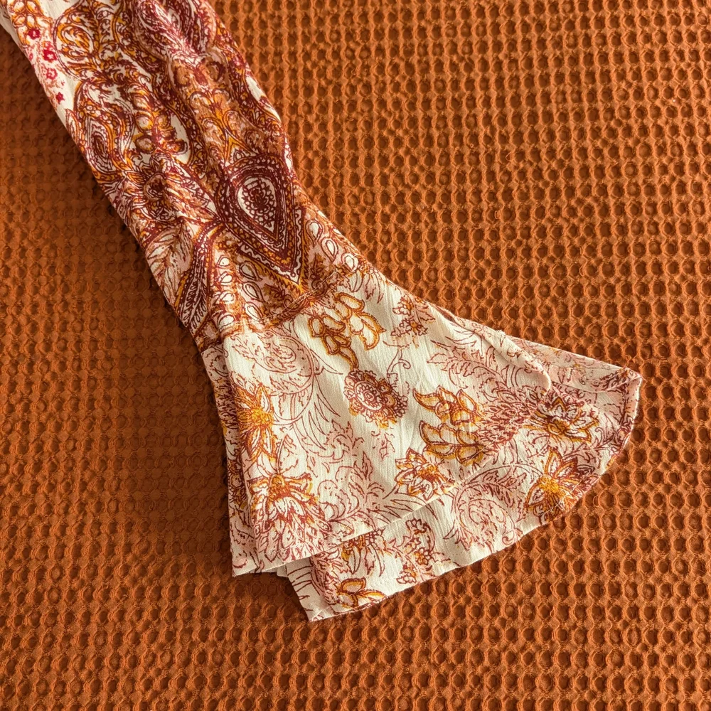 Urban Outfitters Boho Long Sleeve Dress in Cream and Brown - Picture 3 of 4